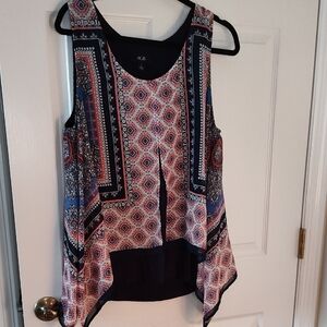 AGB Women's Geometric Print Sleeveless Blouse